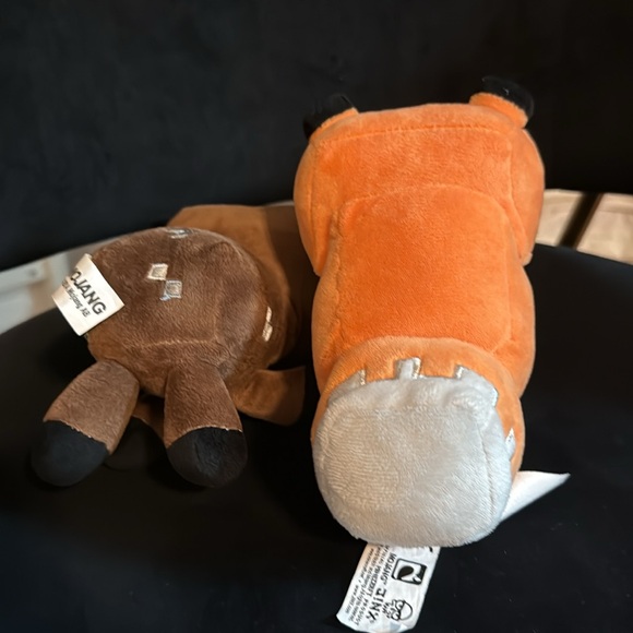 Minecraft Plush bundle creeper, bee, fox, ghast, cow dolphin and Alex - Picture 9 of 14